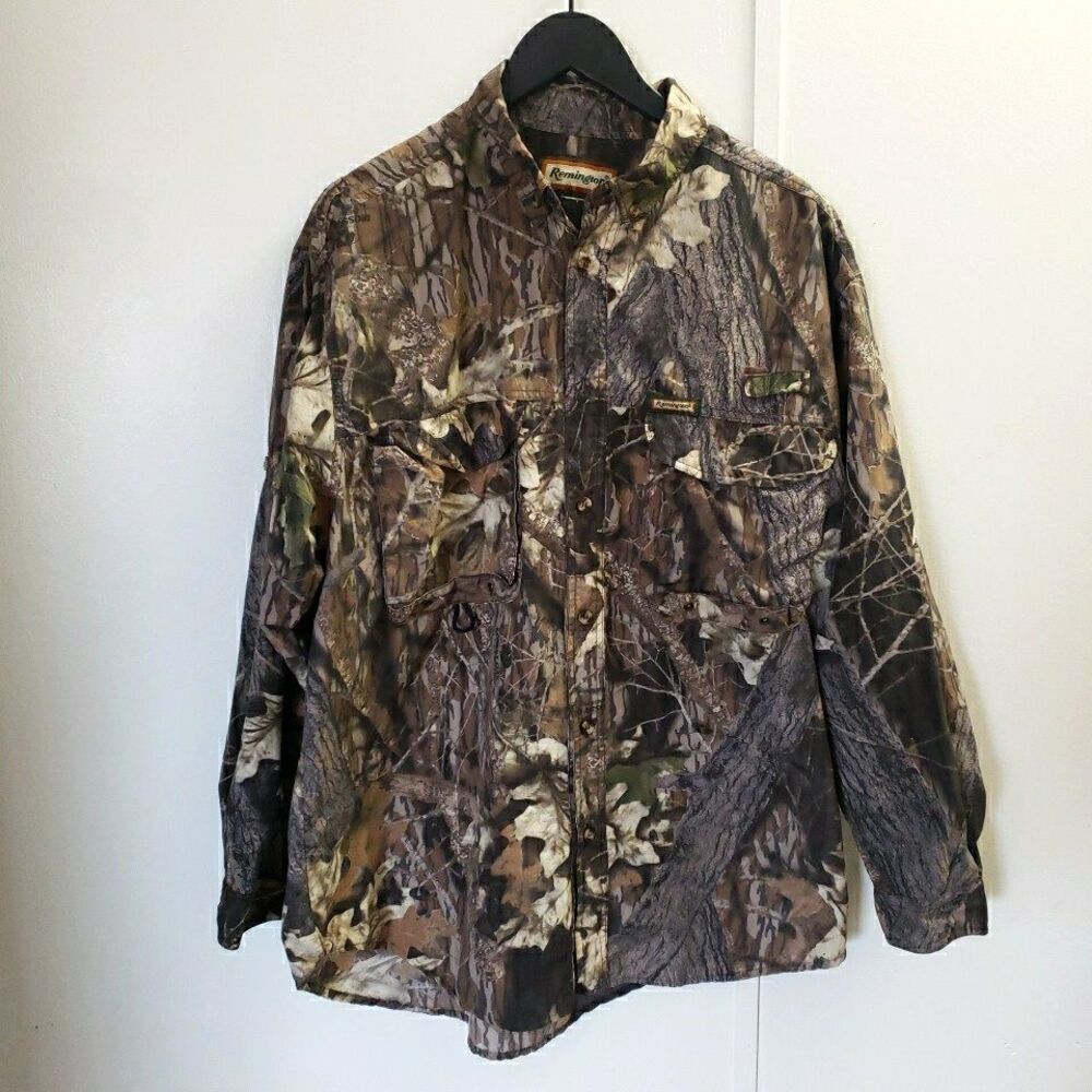 Remington Shirt Men Size UNK Long Sleeve Camo Hunt Camp Fish SEE MEASUREMENTS